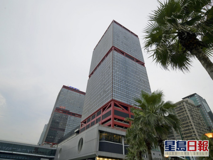 信德中心一办公室发现300多粒子弹 警到场捡走