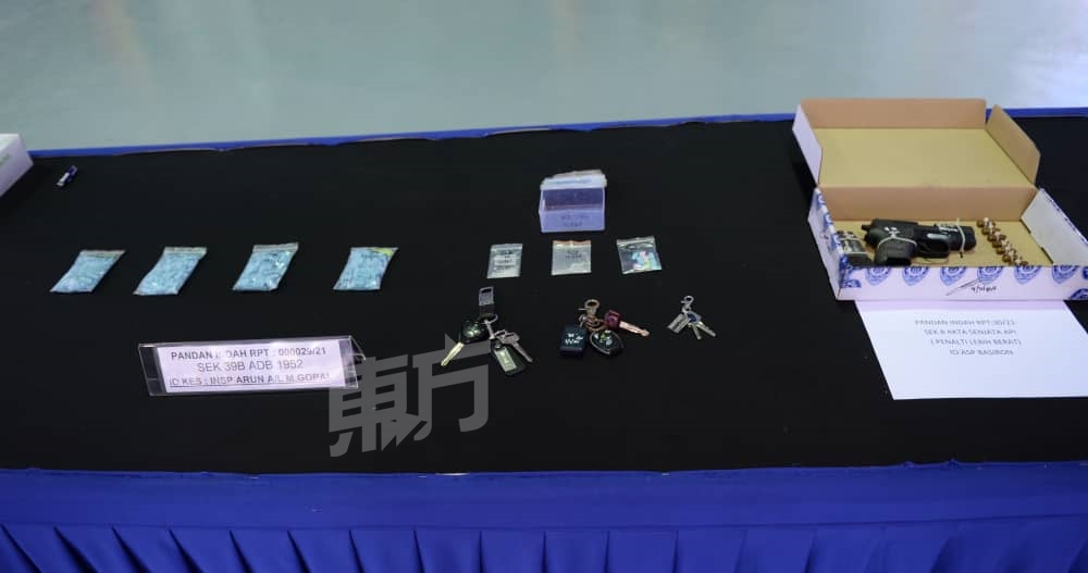 警逮捕3毒贩　起值6万毒品财物