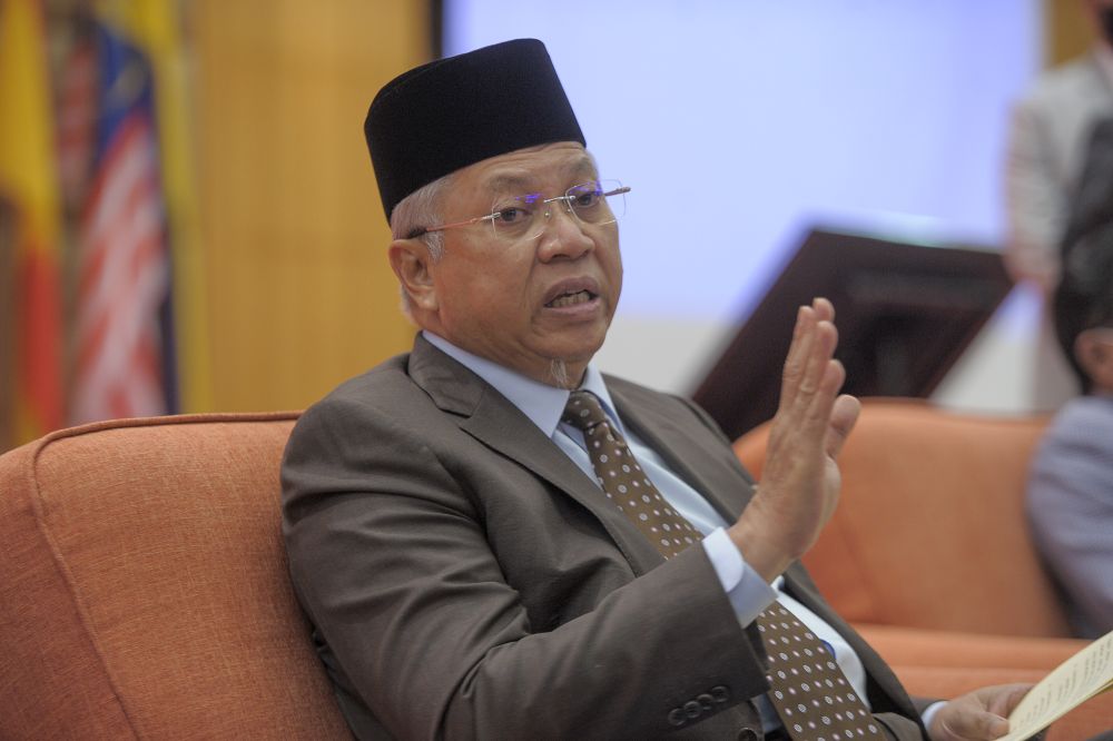 FT minister Annuar Musa says tested negative for Covid-19