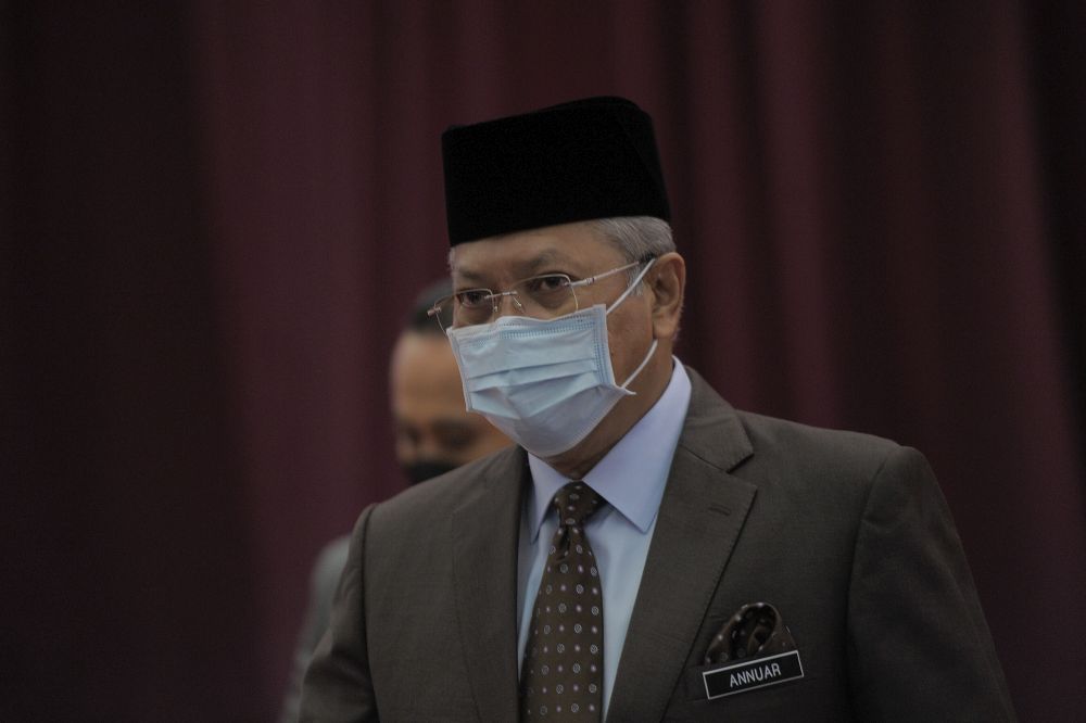 Puad Zarkashi calls out Annuar Musa over ‘excuses’ for another alleged MCO violation