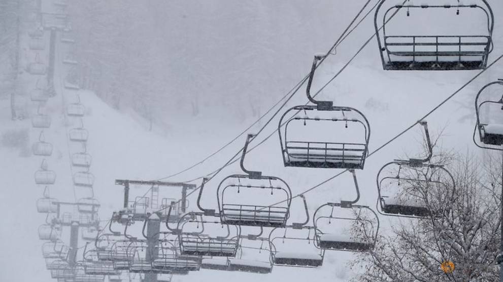 French ski resorts reopening hinges on COVID situation by January 20 - Minister