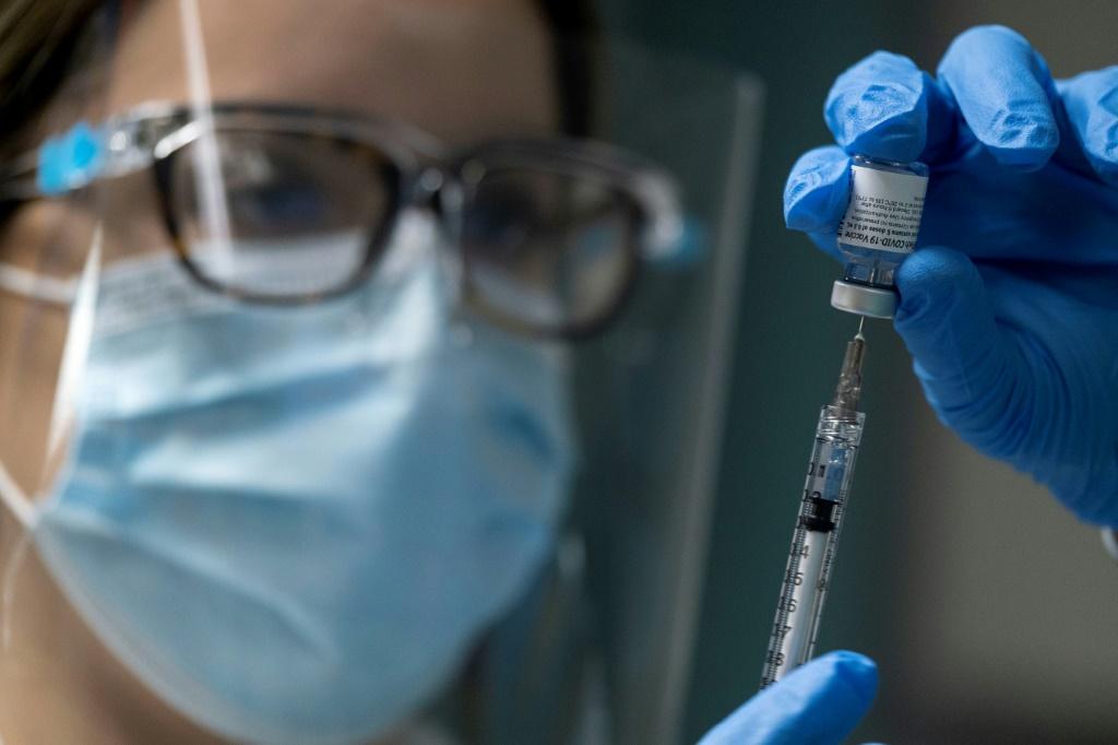 Who Is Gregory Michael? Doctor Dead After COVID Vaccine, Wife Says It ‘Destroyed A Beautiful Life’