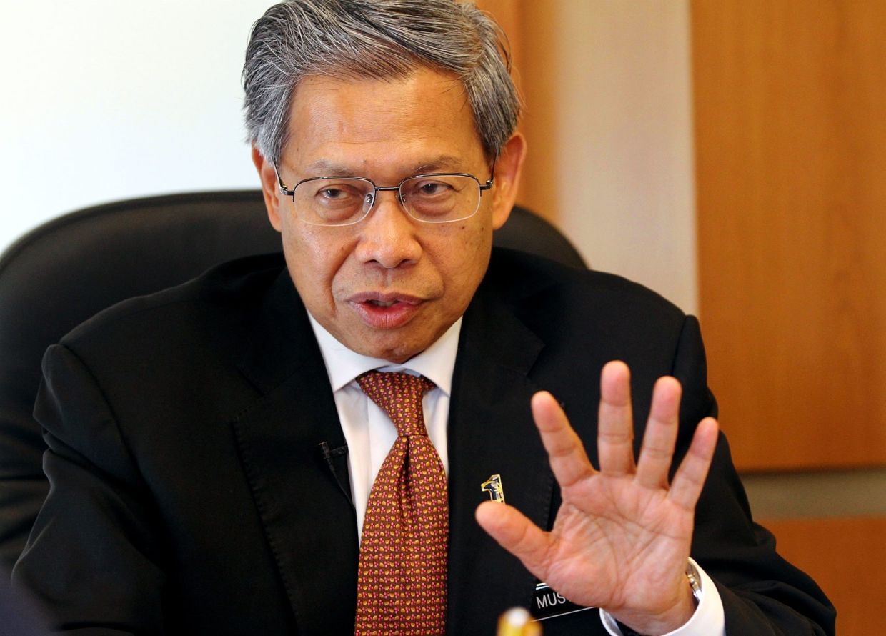 Covid-19: Two more in isolation after being in close contact with Tok Pa during Cabinet meeting