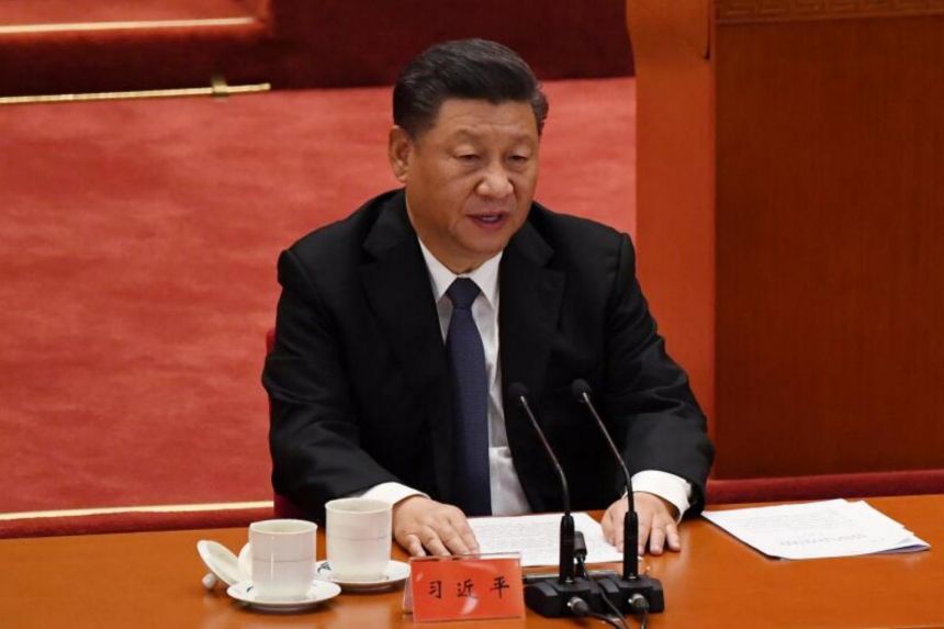Upbeat Xi says time on China's side as turmoil grips US