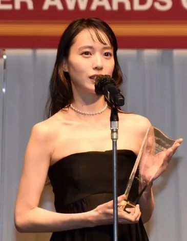 日本最适合佩戴珠宝的名人！户田惠梨香，横滨流星，小池荣子等人获奖