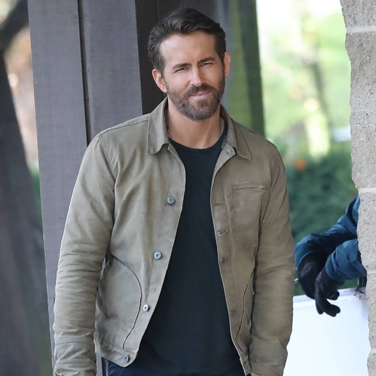 Ryan Reynolds Sends Cheeky Response to David Beckham's Comment About His "Sore Wrist"