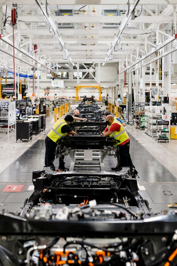The Next Tesla? Investors Bet Big on Electric Truck Maker Rivian