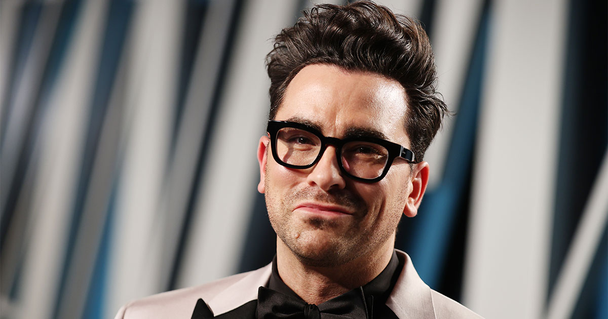 Dan Levy Will Host ‘SNL’ Next Month And Fans Are Freaking TF Out