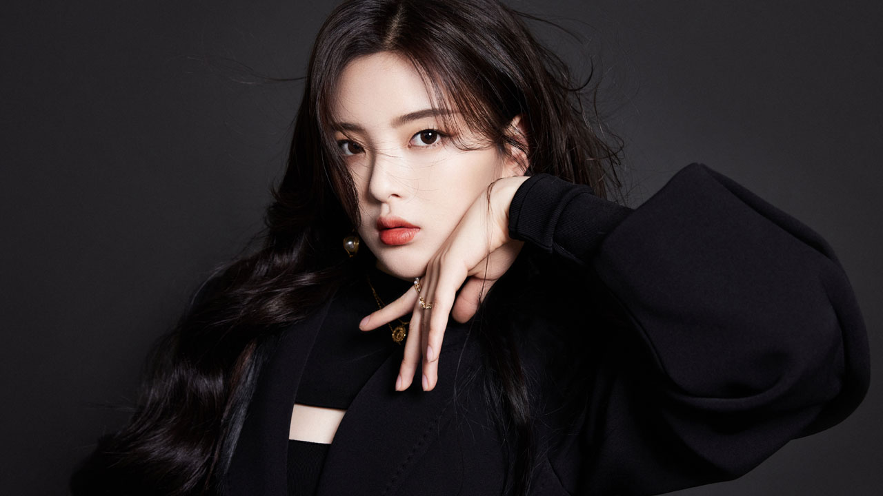 杨超越列一线女星 和章子怡周迅平起平坐