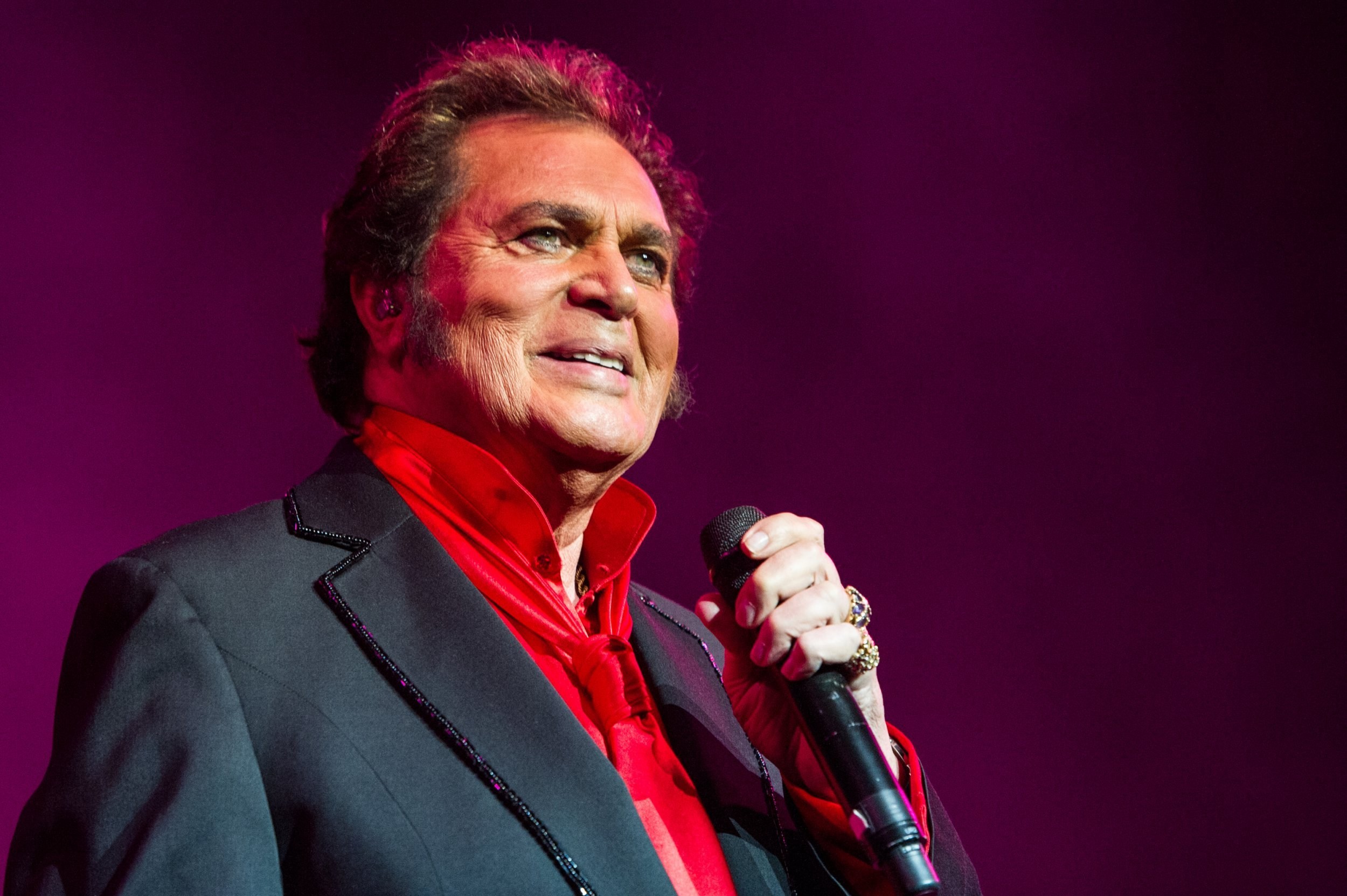 Engelbert Humperdinck tests positive for coronavirus: ‘We are asking for prayers to be sent our way’