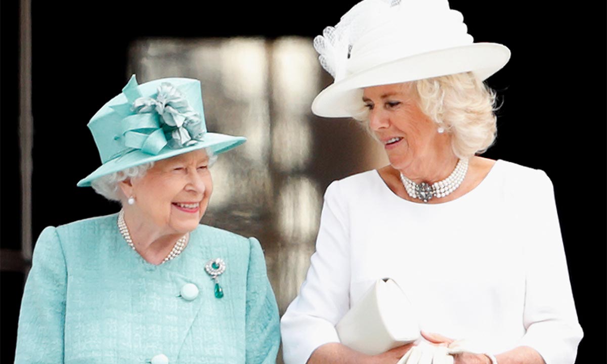 Duchess of Cornwall reveals sweet tribute to the Queen in her reading room