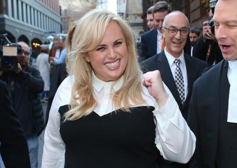 Rebel Wilson says people treat her differently since she lost weight