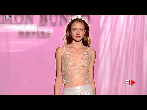 RAIMON BUNDÒ Barcelona Bridal 2017 - Fashion Channel