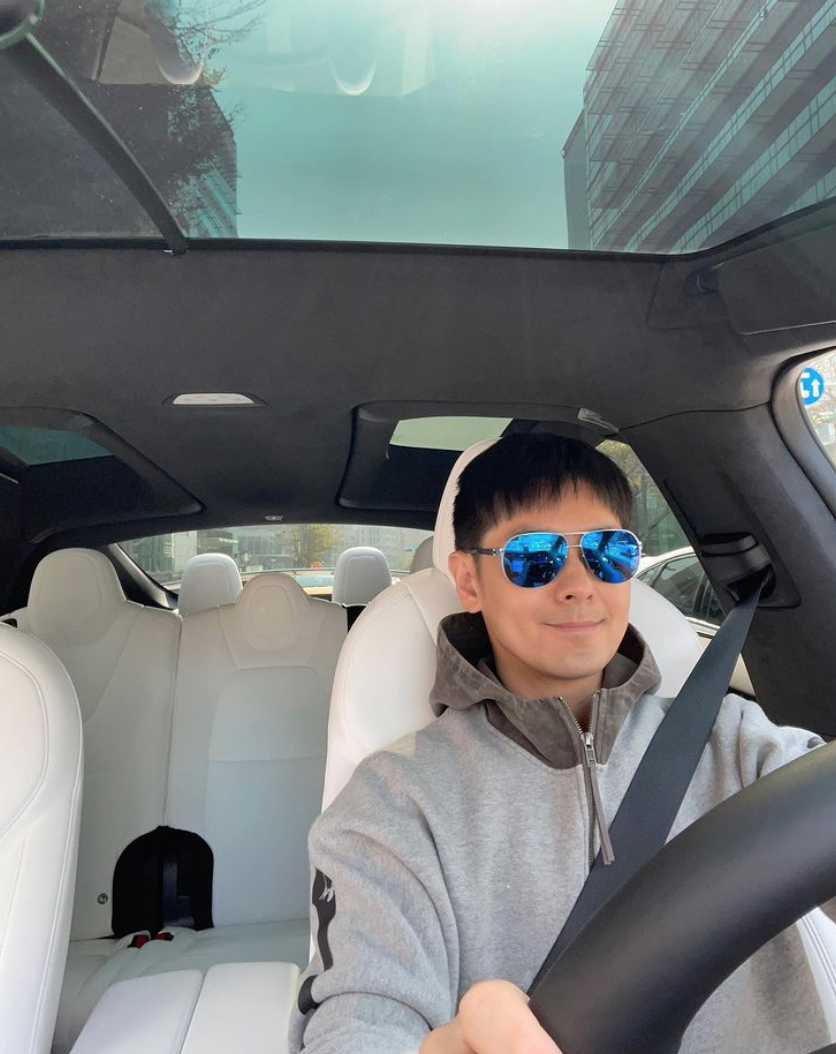 Jimmy Lin Shows Off His New Tesla 4 Days After Posting About Wanting One