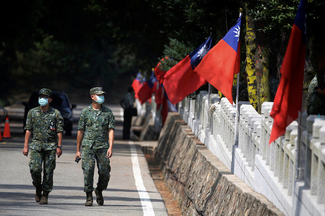 Majority of Taiwanese favor "meaningful dialogue" with China: survey