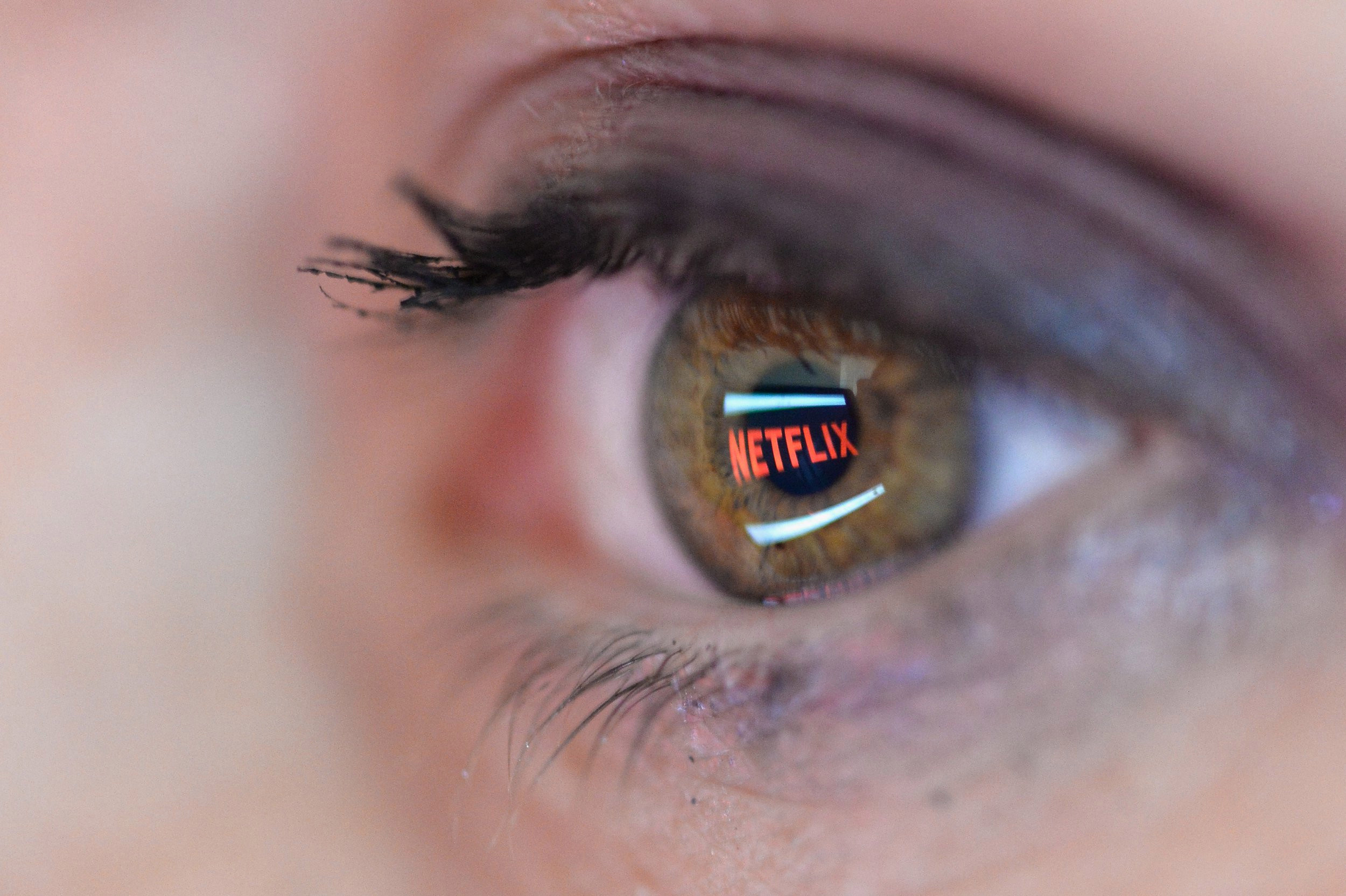 Online Netflix calculator reveals how much time you’ve spent bingeing