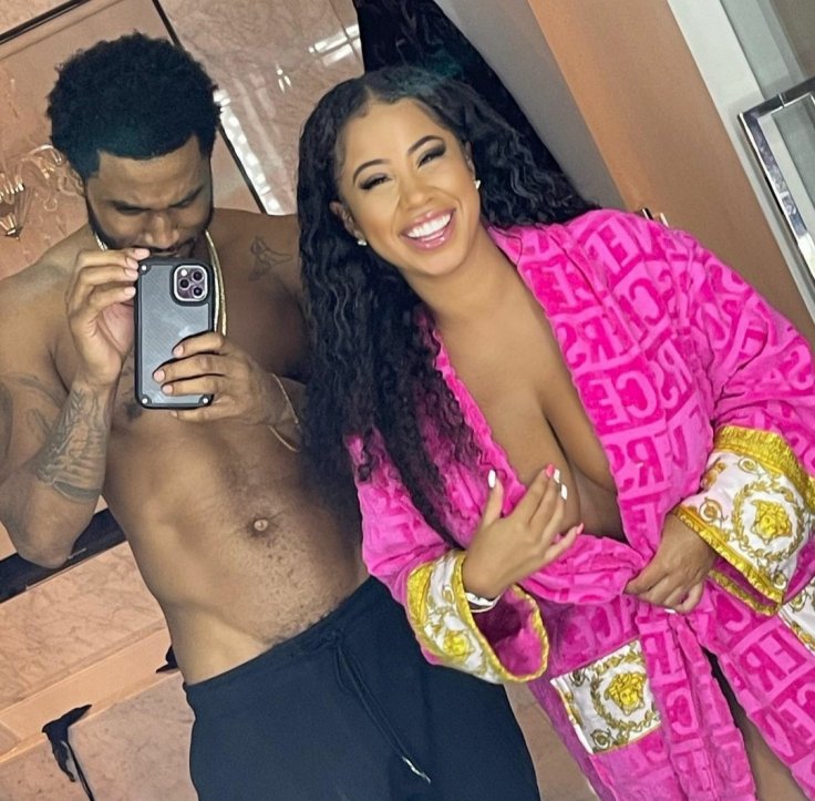 Is Trey Songz Dating Yasmine Lopez? Shirtless Mirror Selfie With Model Sparks Romance Rumors