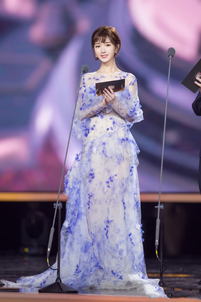 原创 毛晓彤的重生大女主剧本：渣爹渣前任和绿茶小三，一个都别想好过