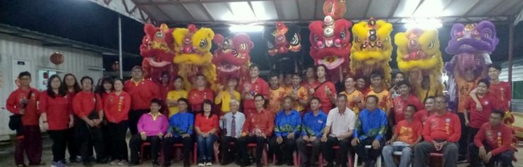 中岭瑞狮点睛开光 醒狮驾到助筹建校基金
