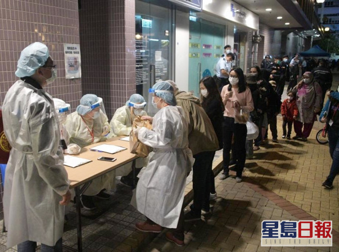 政府连续第8晚突袭封区 今晚3区被围封强检