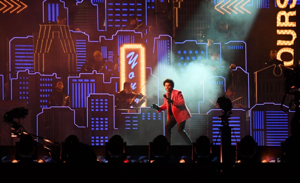 The weeknd turns super bowl 2021 halftime show into his own blockbuster movie