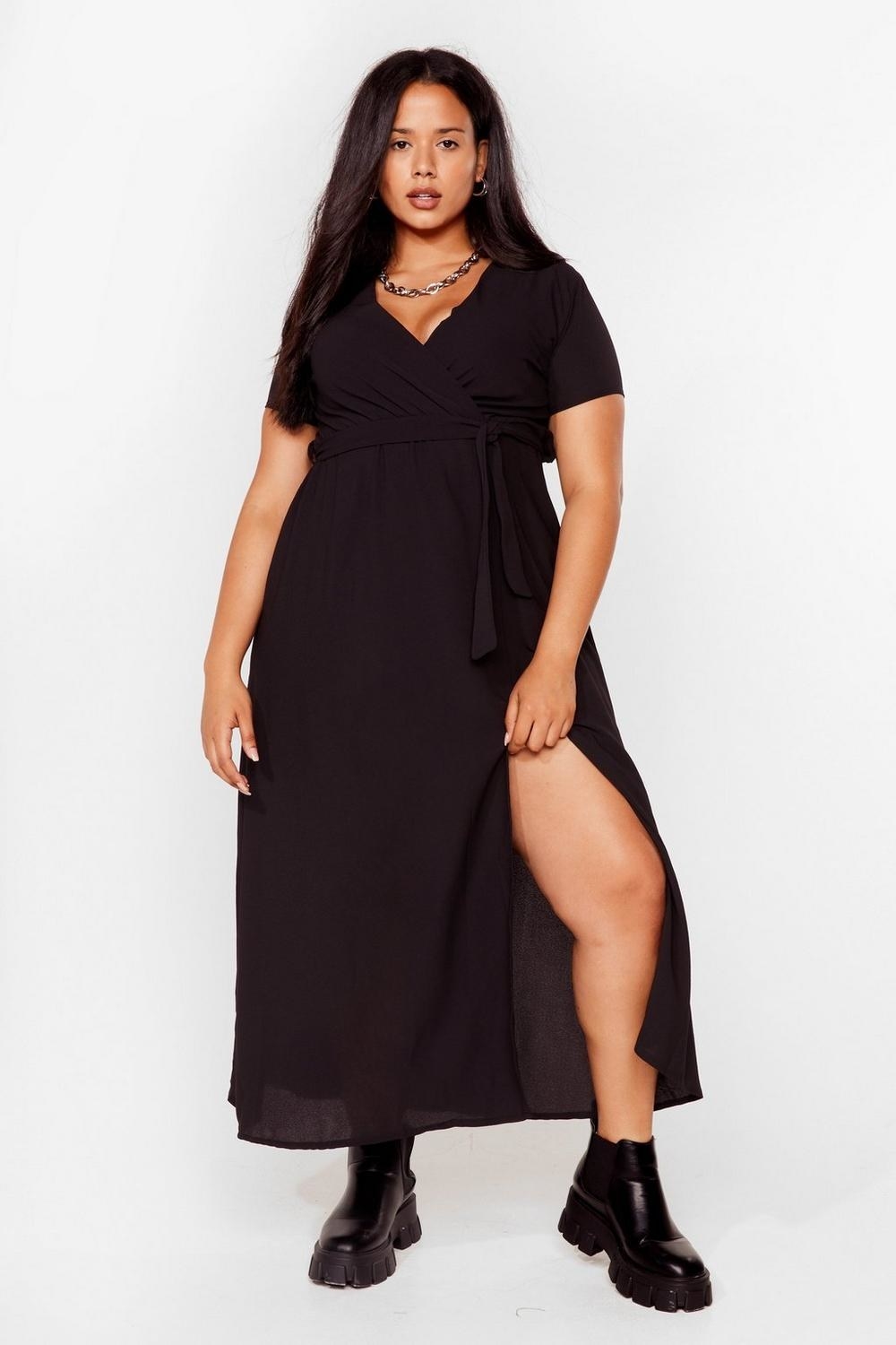 17 Cute Plus-Size Dresses To Check Out In February