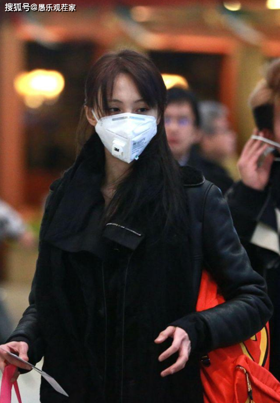原创 网曝郑爽被老家全小区孤立？虽不喜她的所作所为，但这瓜太扯了