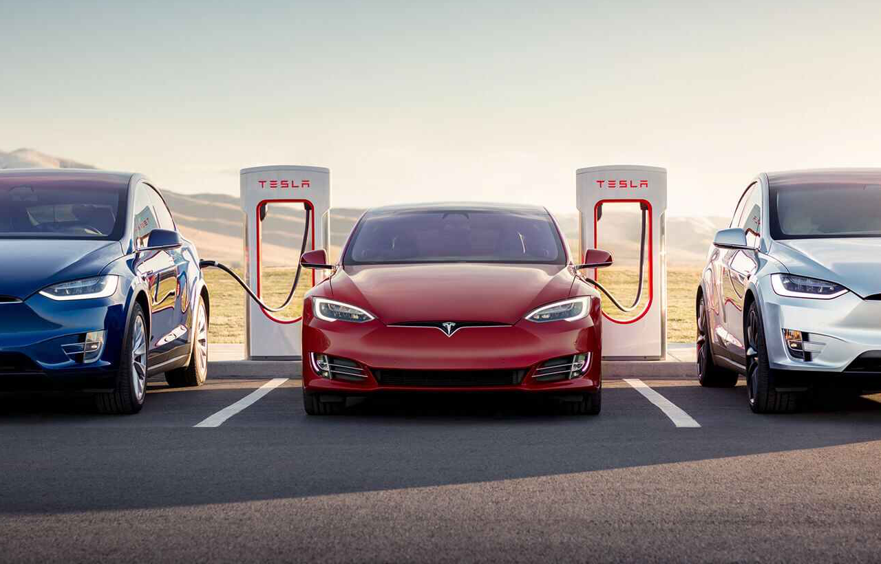 Tesla axes Singapore manager after layoffs warning