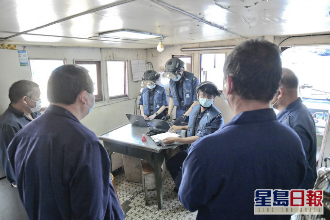 入境处船只搜查小组增6成人手助防疫 加强搜查抵港船只