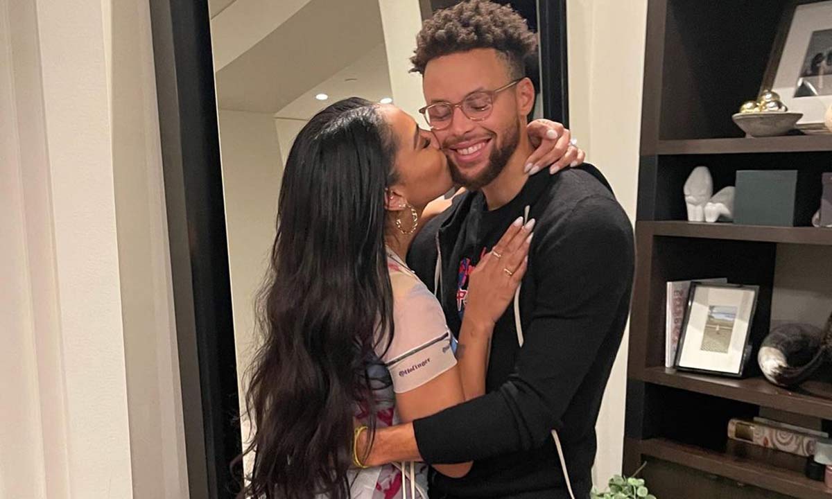 Steph Curry shares stunning nude photo of wife Ayesha - fans react