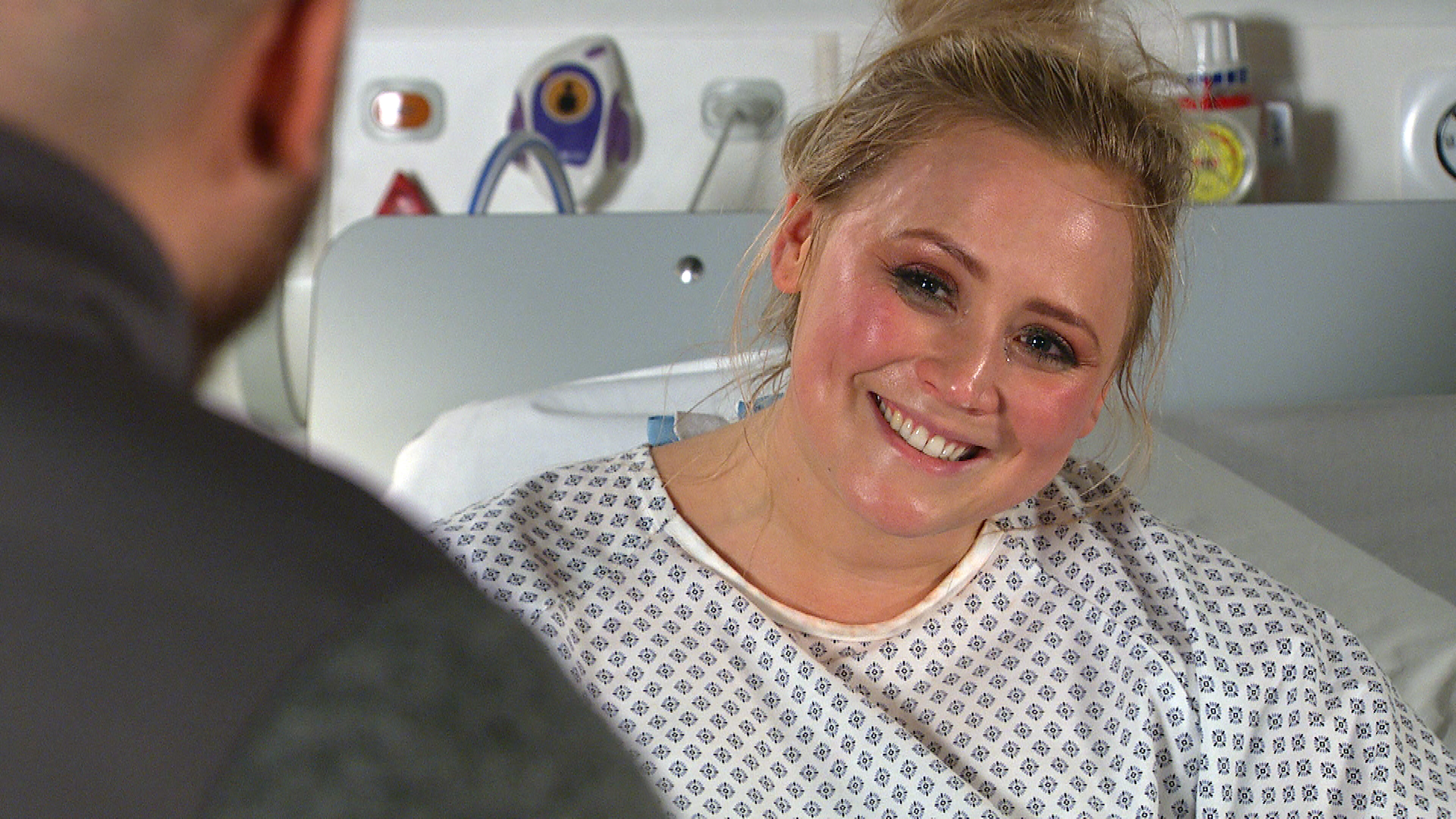 Emmerdale star reveals how she felt filming Tracy Metcalfe birth scenes