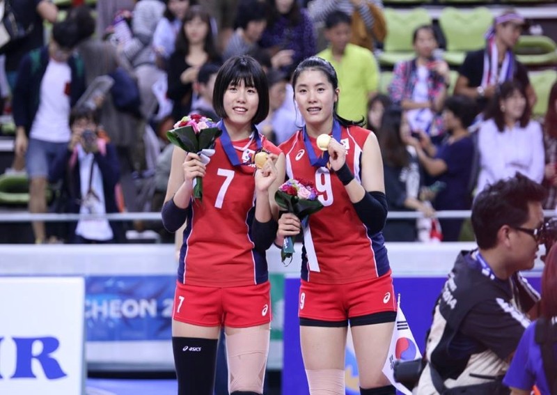 South Korean volleyball team's star twins dropped after bullying pasts emerge