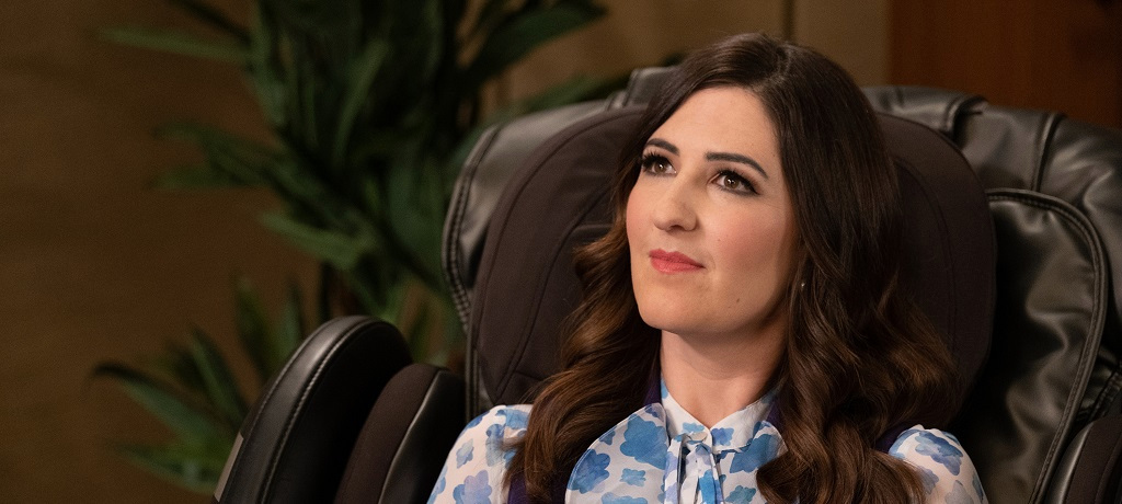 D’arcy Carden Of ‘The Good Place’ Has An Amazingly Uncomfortable Harry Styles Story