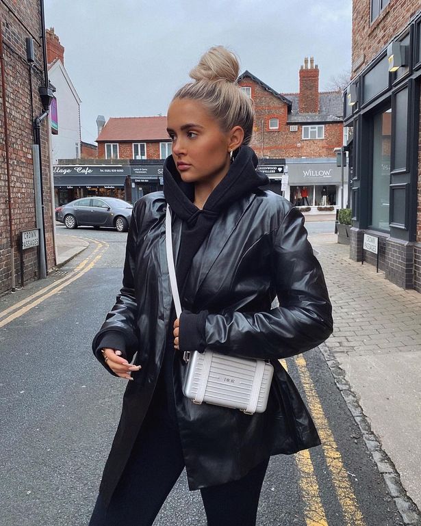 PrettyLittleThing calls in pest control after customers claim to find 'fleas in clothes'