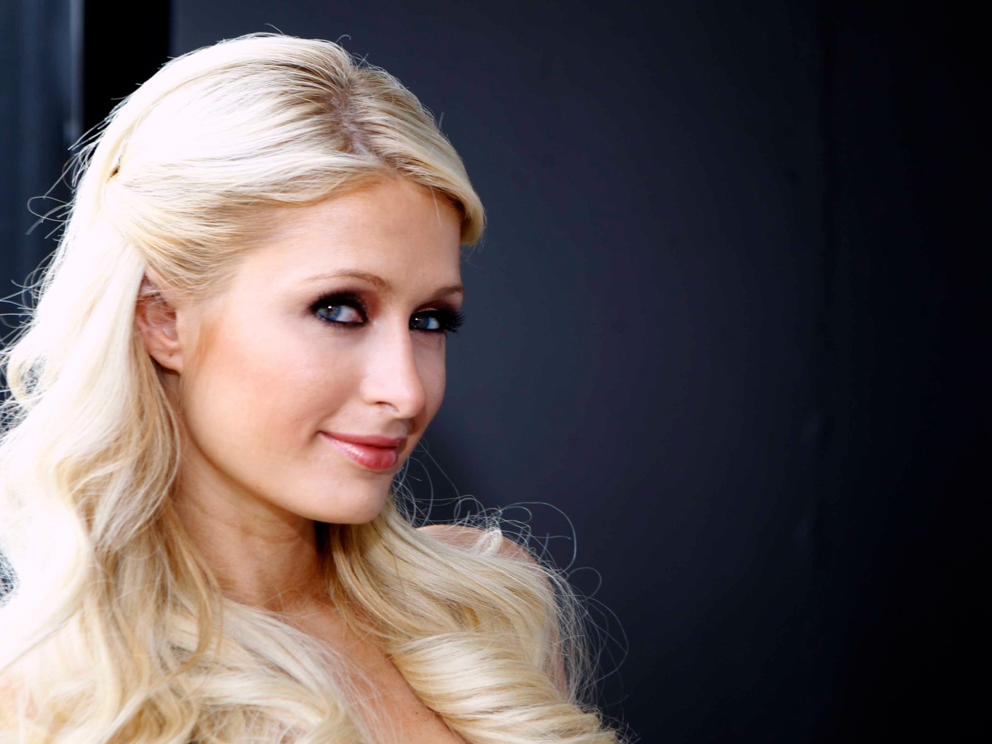 Paris Hilton & More Celebrities Who Got Engaged in 2021