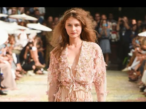 LUISA BECCARIA Spring 2019 Milan - Fashion Channel