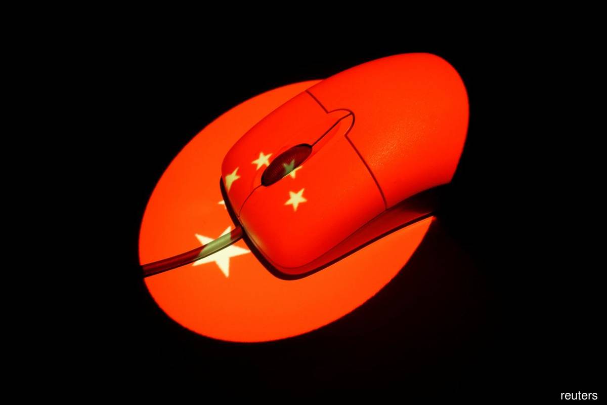 Chinese military seen behind Japan cyberattacks, NHK says