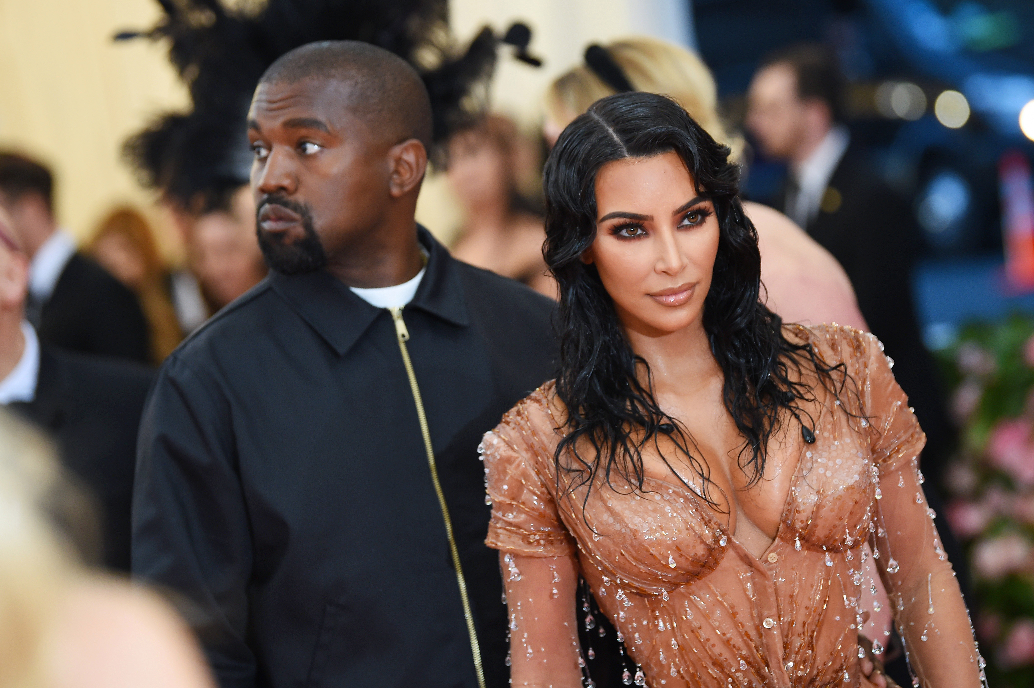 Kourtney Kardashian ‘trying really hard’ to support sister Kim through Kanye West divorce