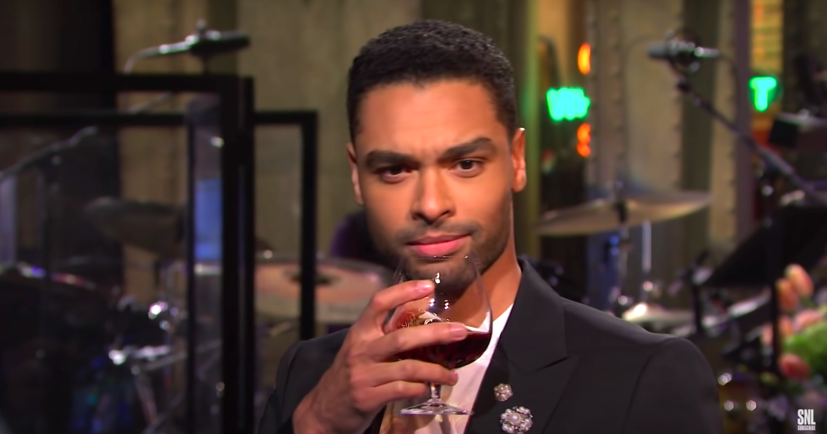 Regé-Jean Page’s Monologue On ‘SNL’ Left Viewers Dehydrated As Hell