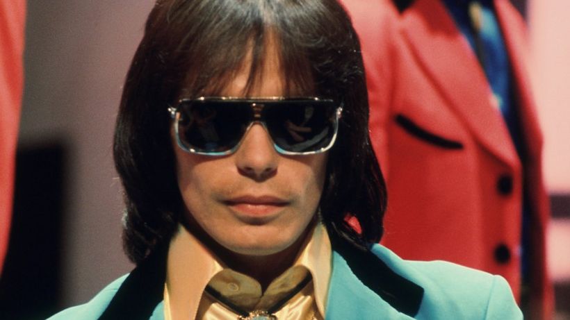 Covid: Showaddywaddy singer describes 'brutal' Covid experience