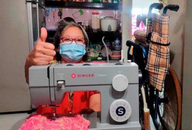 Polio survivor’s wish for a sewing machine fulfilled