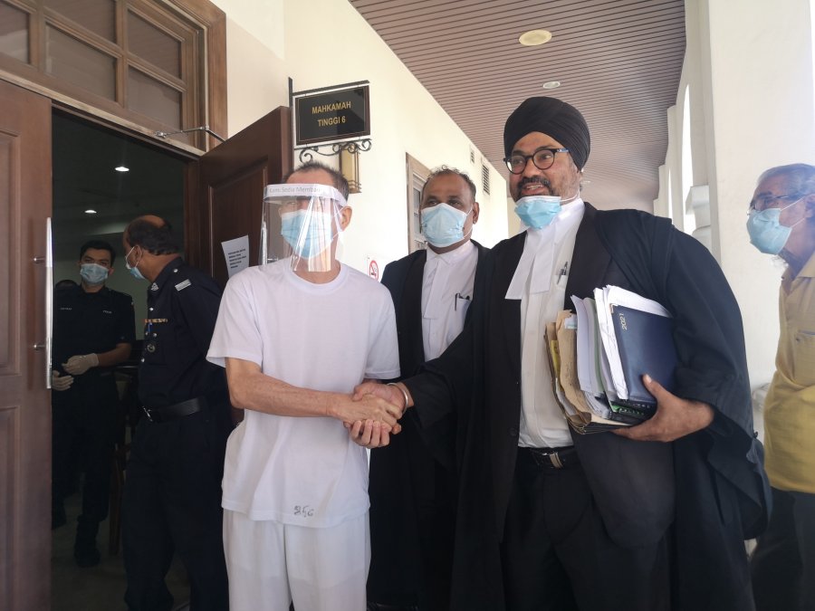 华男被控贩毒　证据不足当庭释放