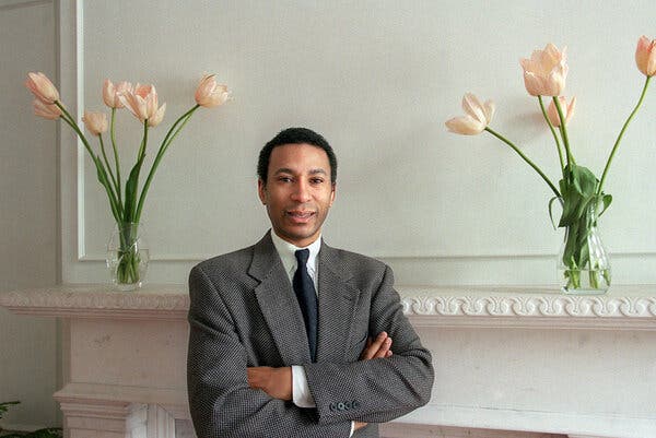 Lawrence Otis Graham, 59, Dies; Explored Race and Class in Black America