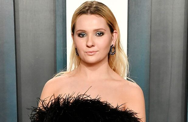 Abigail Breslin’s Father Dies of COVID: ‘I’m in Shock and Devastation’