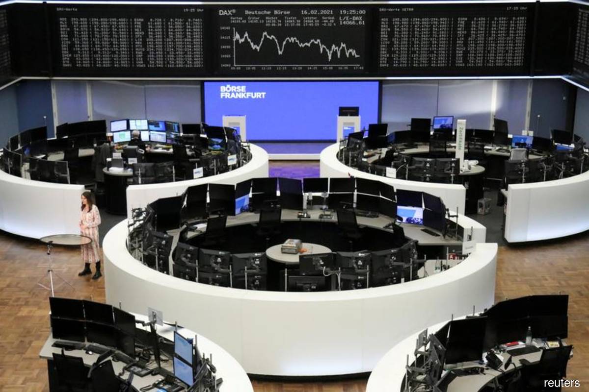 SAP, LVMH earnings nudge European stocks higher; German shares lag