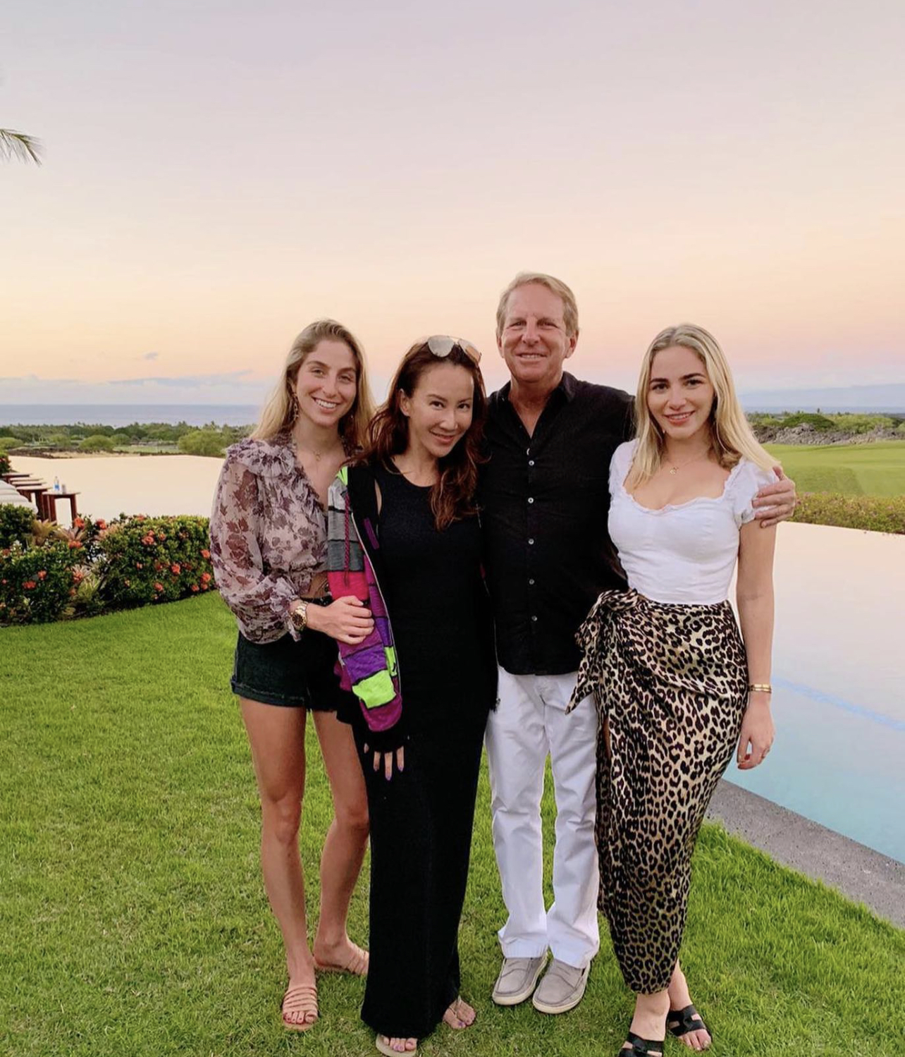 Coco Lee Posts Pic With Billionaire Husband & Stepdaughters, 7 Months After Her Emo Post Sparked Divorce Rumours