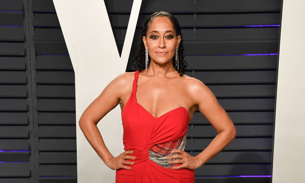 Tracee Ellis Ross stuns in lycra outfit for impressive workout video