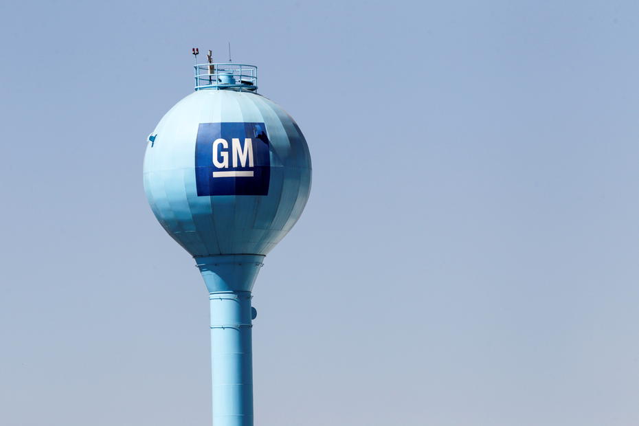 GM, Toyota employees to keep masks on in Texas even as state lifts mandate