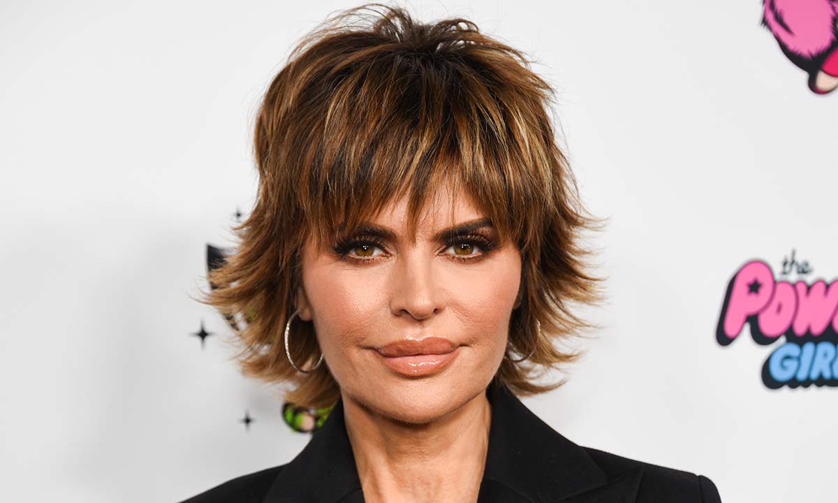 Lisa Rinna wins praise for incredible before and after photos