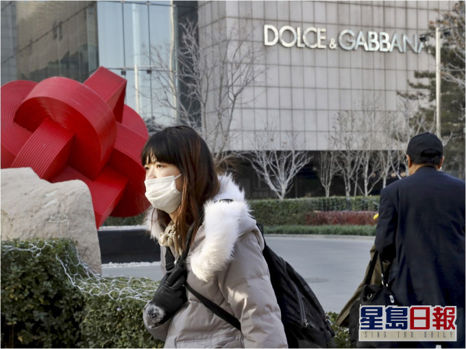 曾捲入辱华风波 D&G向Diet Prada索偿逾4650万